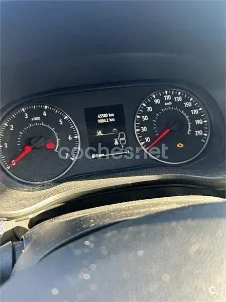 Usado Dacia Sandero Comfort 101 CV (74 kW) 2021 Blanco Berlina