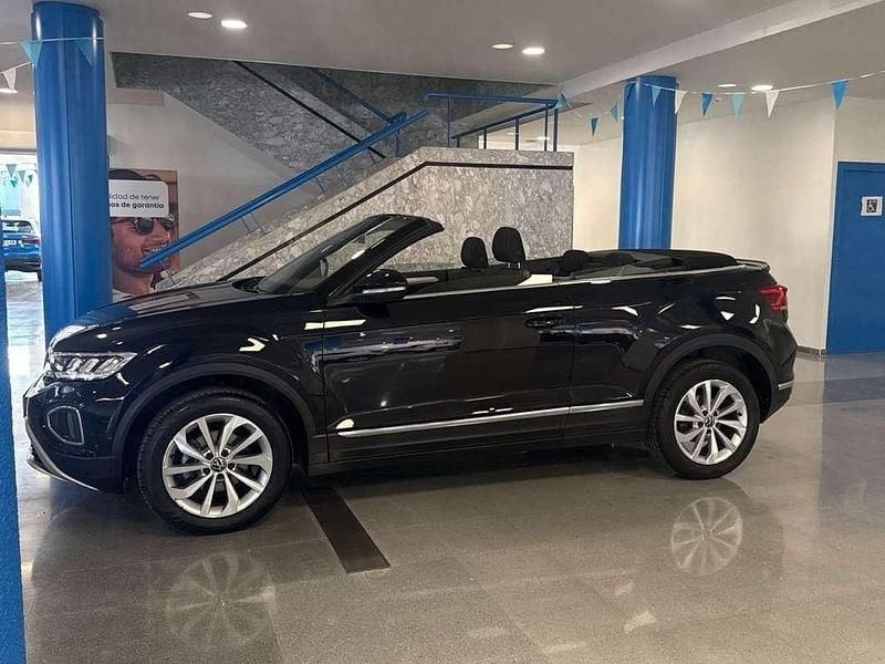 Usado VW T-Roc Cabriolet Style 150 CV (110 kW) 2023 Negro Descapotable