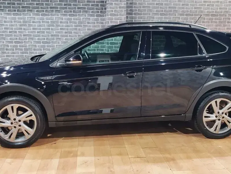 Usado VW Taigo R-line 110 CV (80 kW) 2022 Negro SUV
