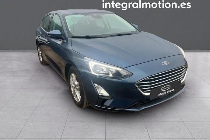 Begagnad Ford Focus Trend+ 125 HK (91 kW) 2021