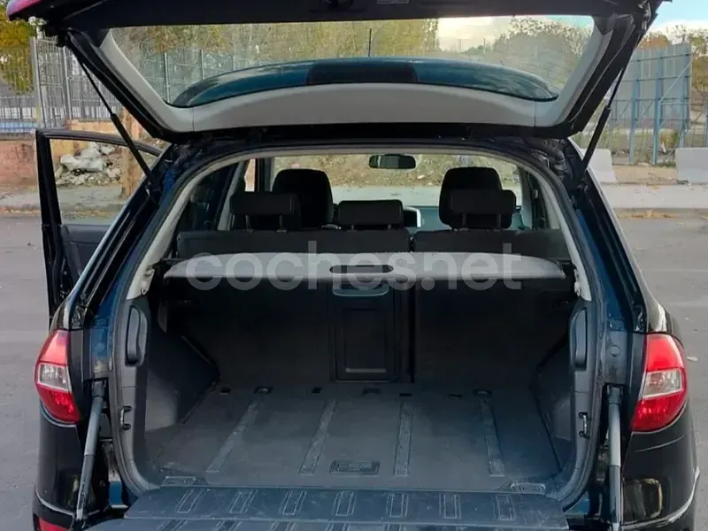 Usado Renault Koleos Bose Edition 150 CV (110 kW) 2011 Negro SUV