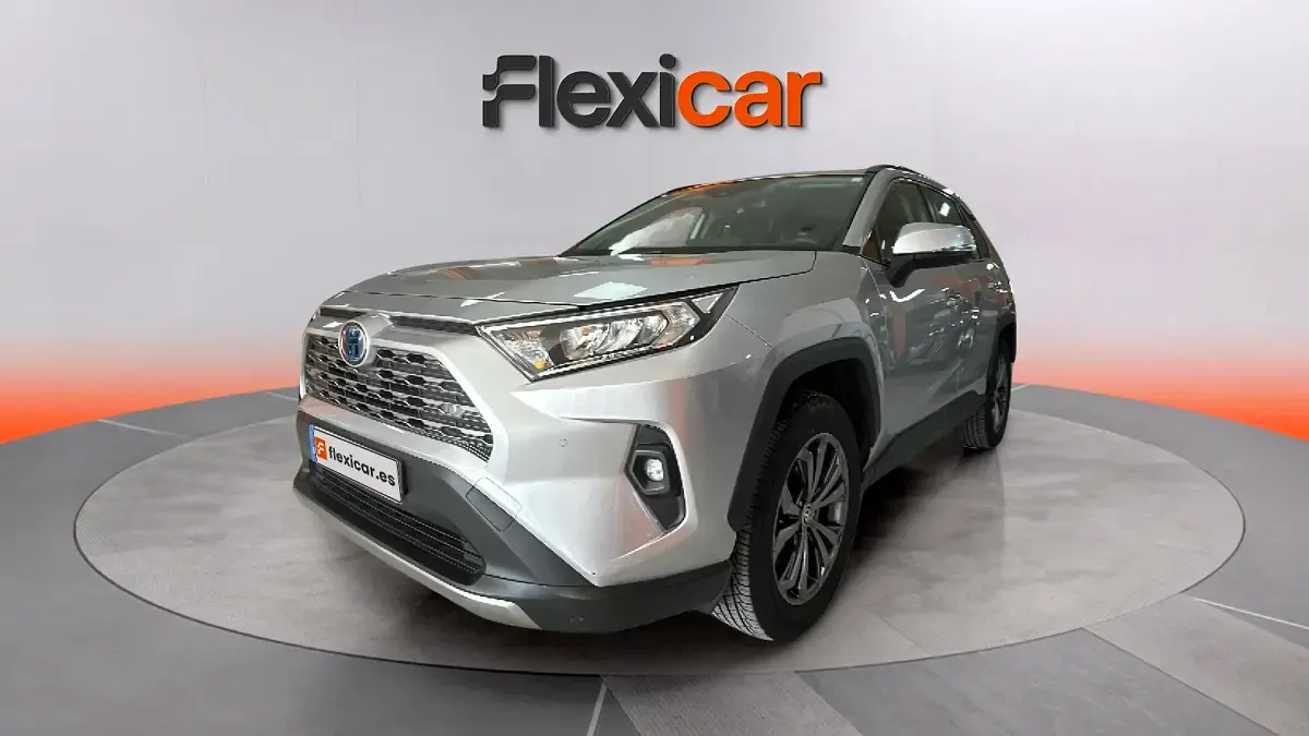 Usado Toyota RAV4 Hybrid Advance 218 CV (160 kW) 2023 Gris SUV
