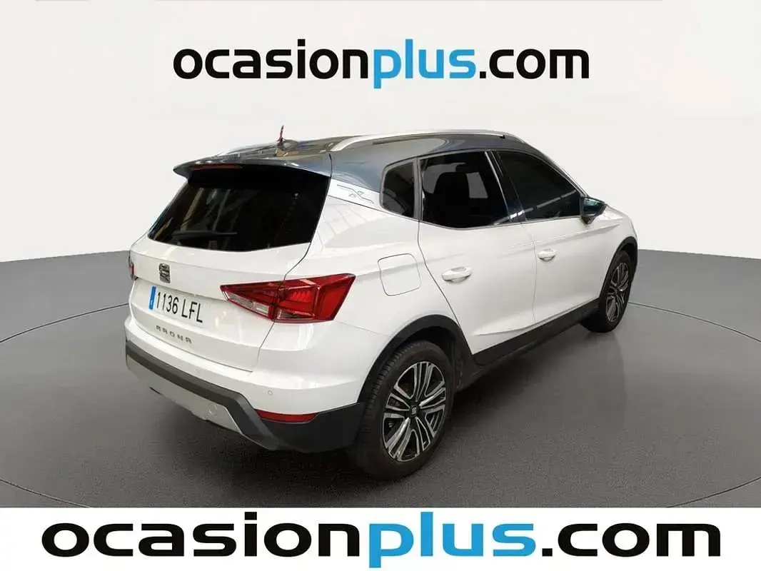 Usado Seat Arona Ecomotive 116 CV (85 kW) 2020 Blanco SUV