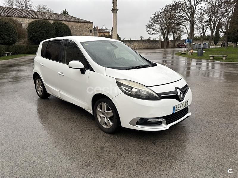 Usado Renault Scénic III LIMITED 115 CV (84 kW) 2015 Blanco Monovolumen