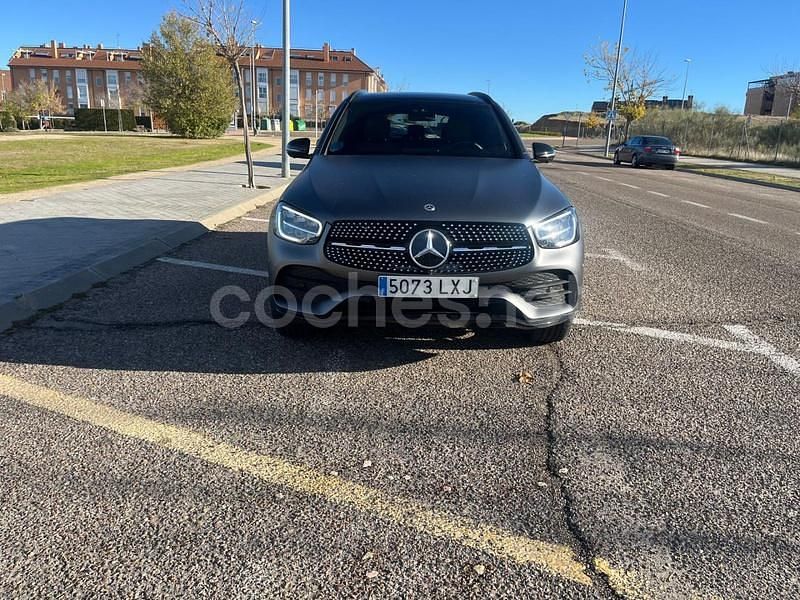 Usado Mercedes GLC300e 333 CV (244 kW) 2022 Gris / plata SUV