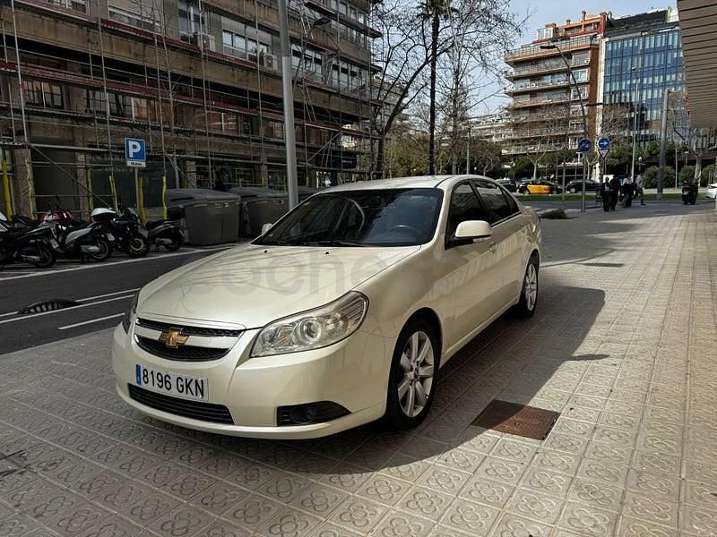Usado Chevrolet Epica 143 CV (105 kW) 2009 Beige Berlina