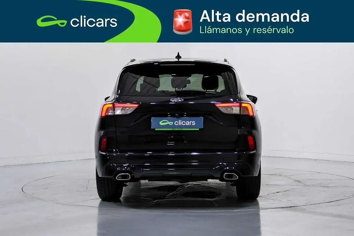 Usado Ford Kuga 122 CV (89 kW) 2024 Negro SUV