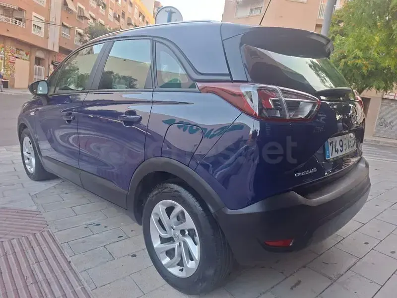 Usado Opel Crossland X Selective 81 CV (59 kW) 2018 Azul SUV