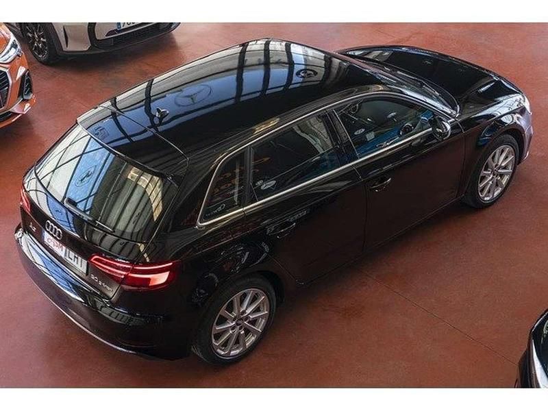 Usado Audi A3 Sportback g-tron Design 131 CV (96 kW) 2020 Negro Utilitario