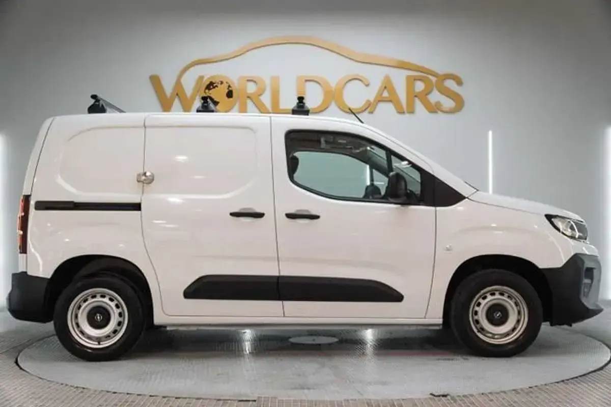 Usado Opel Combo S 102 CV (75 kW) 2024 Blanco Monovolumen