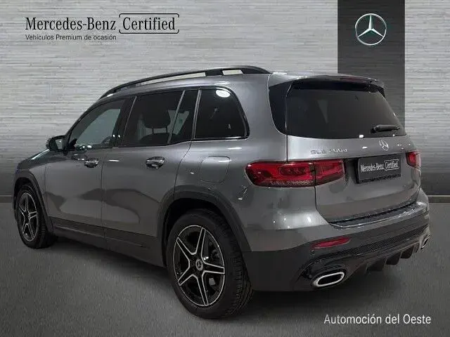 Usado Mercedes GLB200 150 CV (110 kW) 2021 Gris montaña SUV