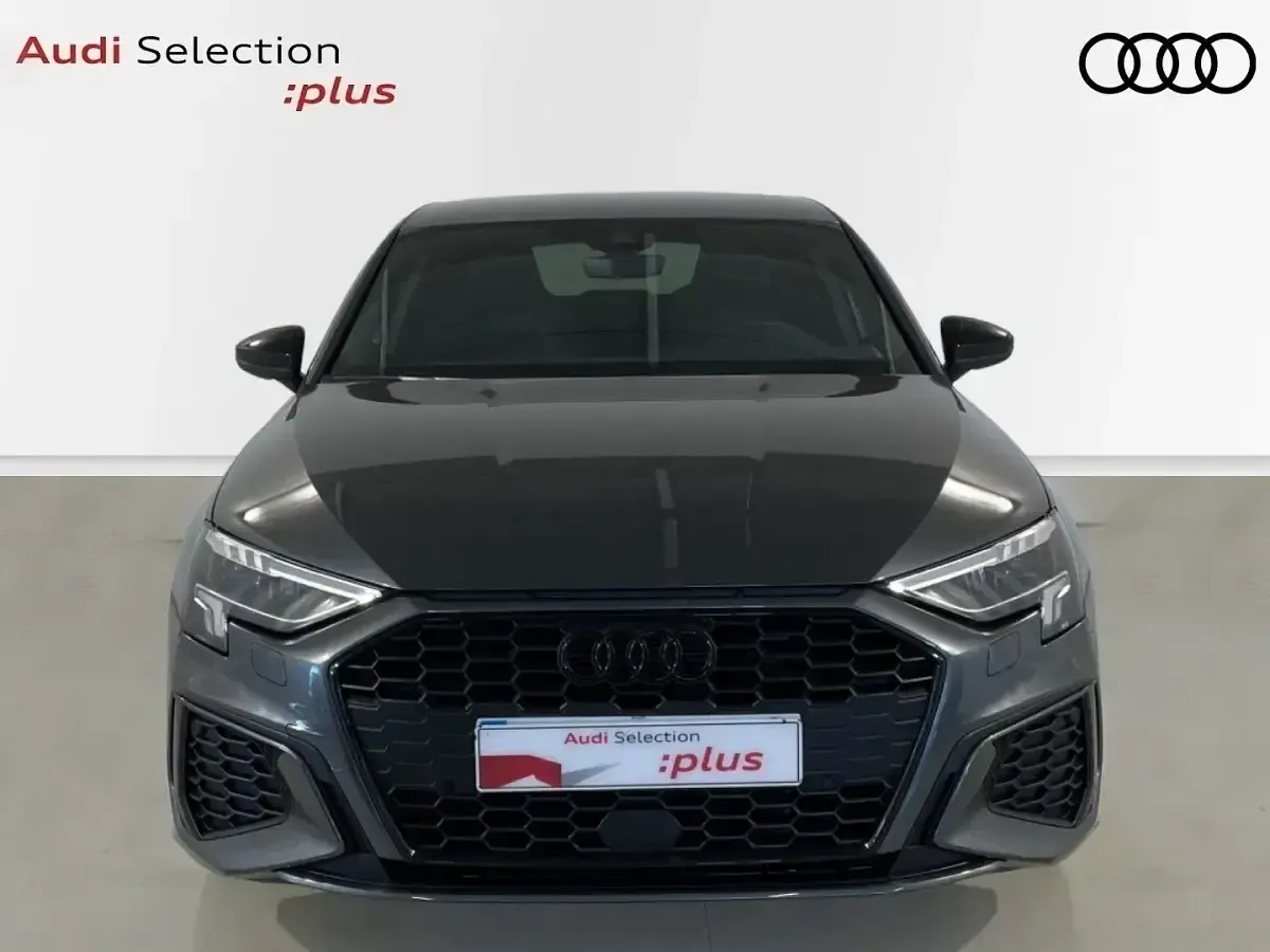 Usado Audi Q3 150 CV (110 kW) 2024 Gris SUV