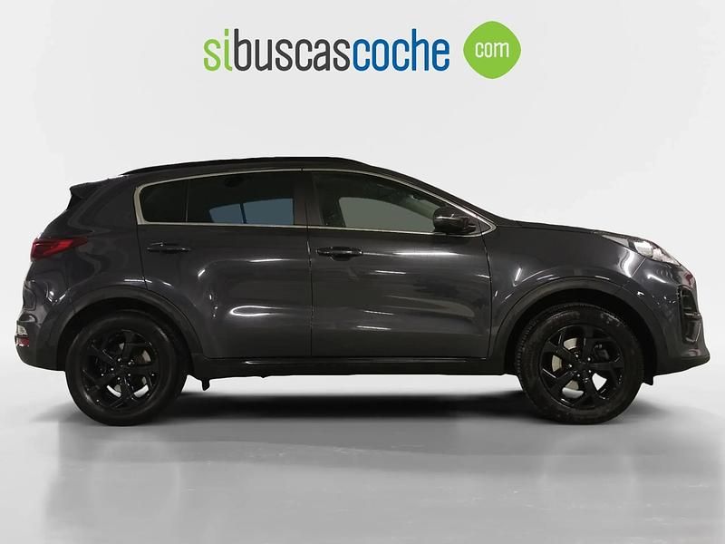 Usado Kia Sportage 130 CV (95 kW) 2021 Gris/plata SUV