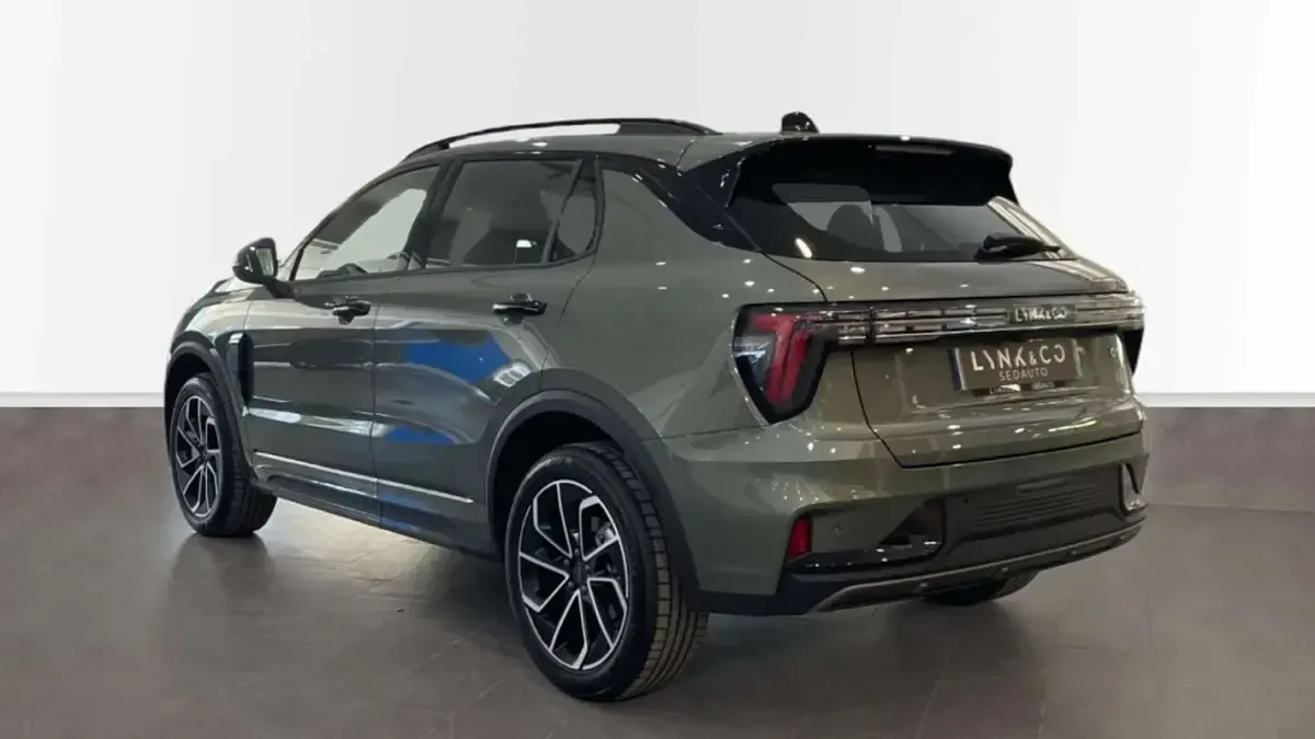 Usado Lynk & Co 01 276 CV (202 kW) 2026 SUV