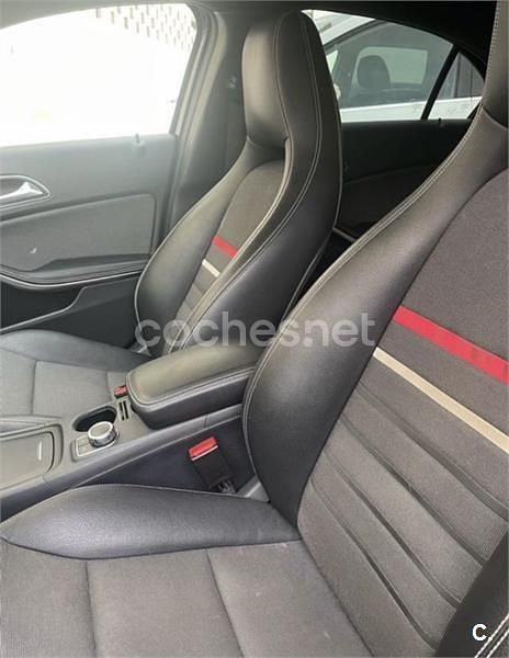 Negro Usado 2015 Mercedes A200 Urban Berlina | 13.800 € (Buen precio) - Imagen 1/4