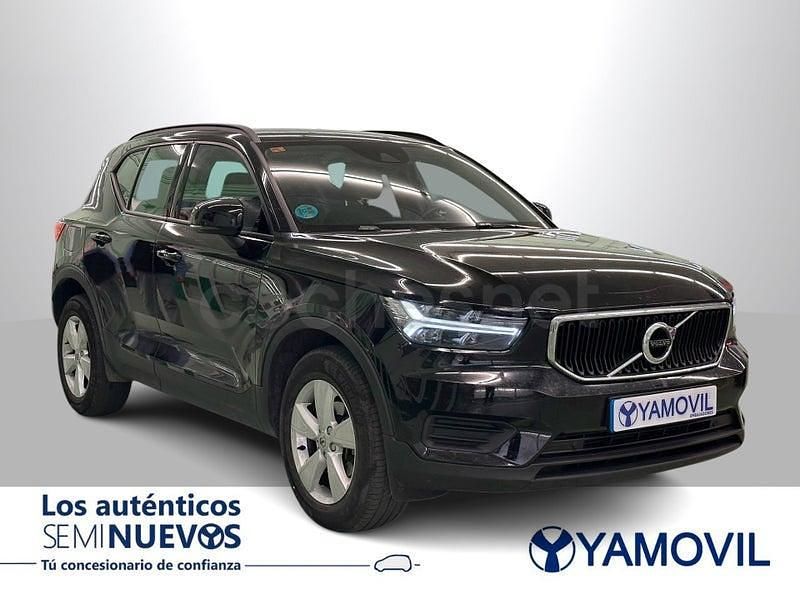 Usado Volvo XC40 Momentum 163 CV (119 kW) 2021 Negro SUV