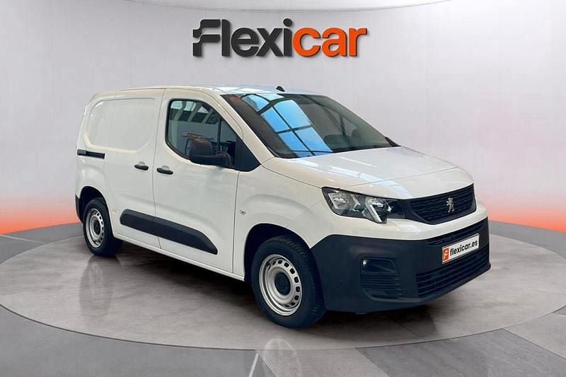 Blanco Usado 2021 Peugeot Partner Monovolumen | 9990 € (Precio justo) - Imagen 1/4