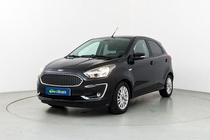 Usado Ford Ka Plus Ultimate 85 CV (62 kW) 2019 Negro Utilitario