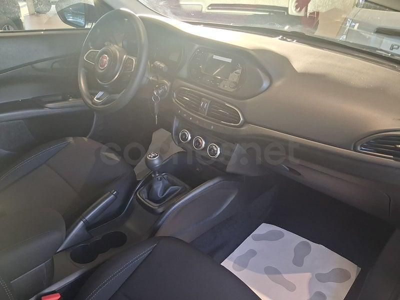 Nuevo Fiat Tipo 130 CV (95 kW) 2025 Azul Berlina
