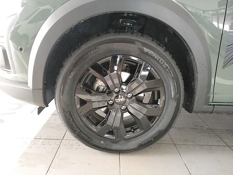 Usado Dacia Jogger Extreme 100 CV (73 kW) 2025 Verde Monovolumen