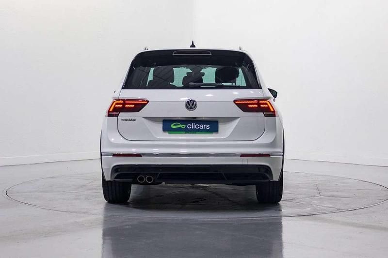 Usado VW Tiguan R-line 150 CV (110 kW) 2020 Blanco SUV