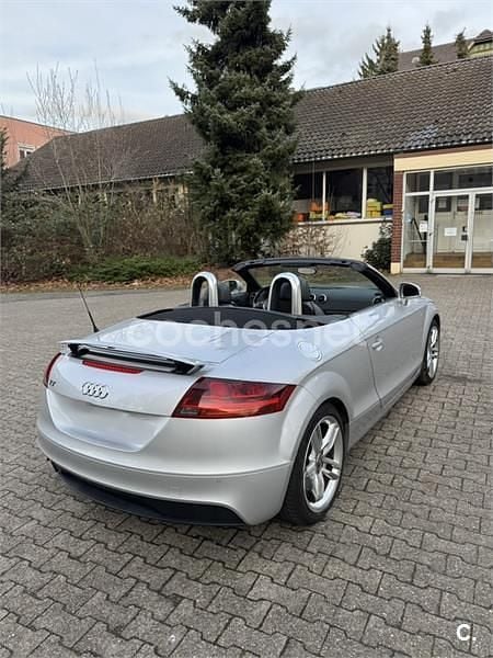 Usado Audi TT Roadster S-Line 160 CV (117 kW) 2012 Gris / plata Descapotable