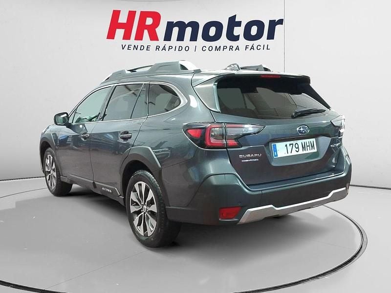 Usado Subaru Outback 169 CV (124 kW) 2023 Gris Familiar