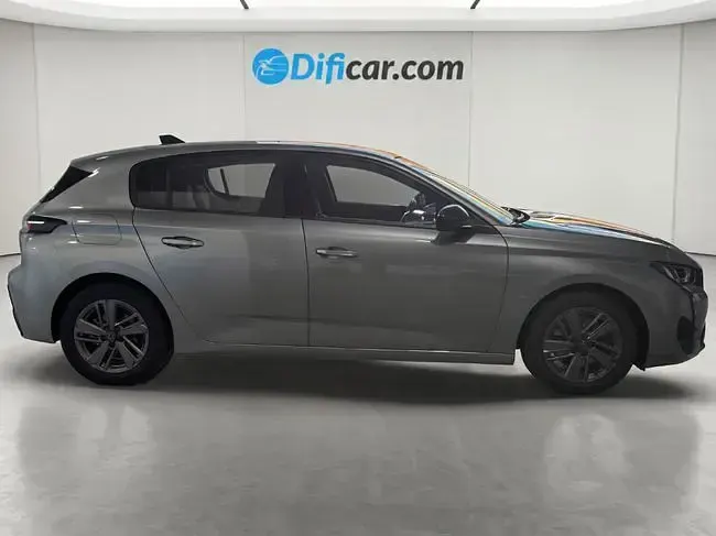 Usado Peugeot 308 Active 131 CV (96 kW) 2022 Gris