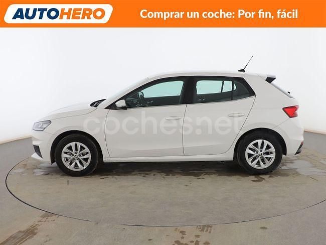 Usado Skoda Fabia 95 CV (69 kW) 2022 Blanco Berlina