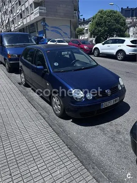 Usado VW Polo Trendline 75 CV (55 kW) 2002 Azul Berlina