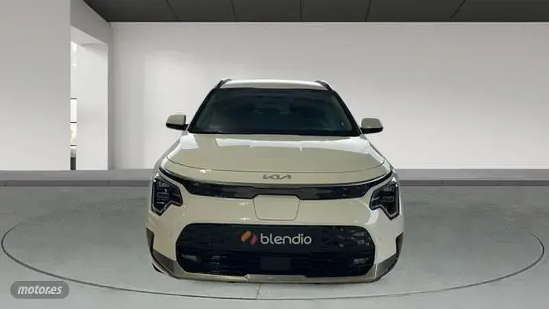 Usado Kia e-Niro 150 kW (204 CV) 2024 Blanco SUV