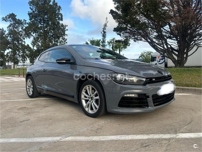 Gris / plata Usado 2009 VW Scirocco Coupe | 8900 € (Buen precio) - Imagen 1/4