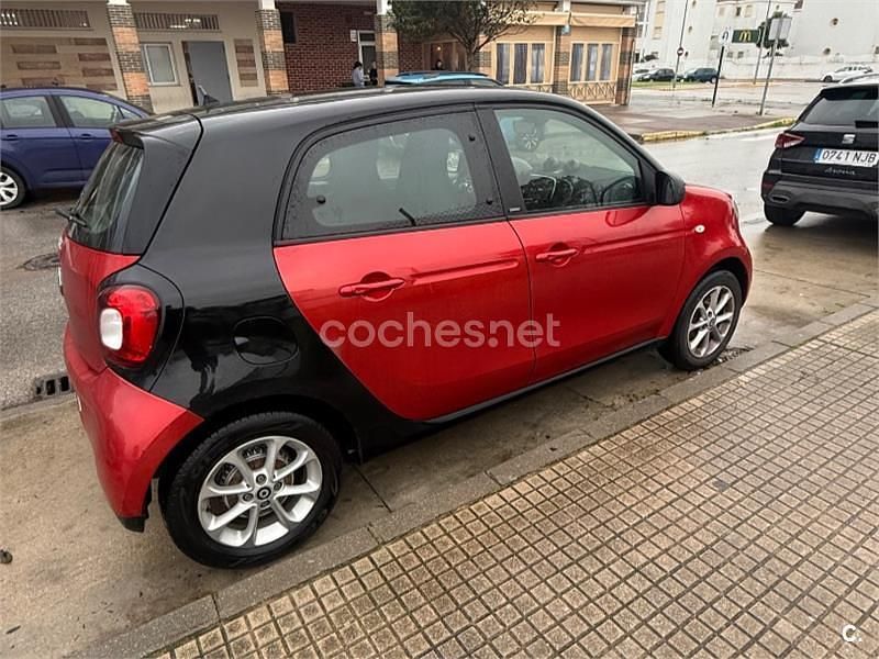 Usado Smart ForFour Passion 71 CV (52 kW) 2017 Rojo Utilitario