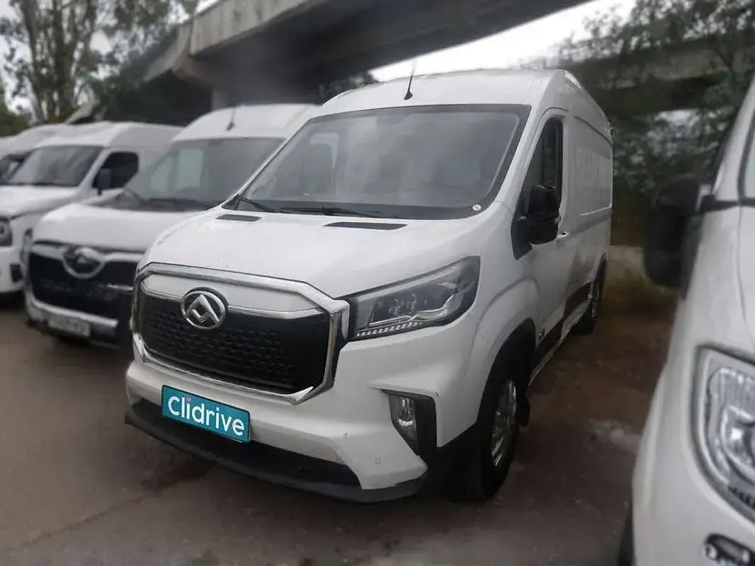 Usado Maxus V90 204 CV (150 kW) 2022 Blanco Van
