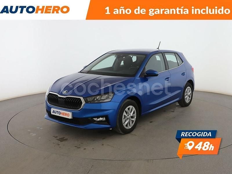 Azul Usado 2023 Skoda Fabia Ambition Utilitario | 15.399 € (Precio justo) - Imagen 1/3