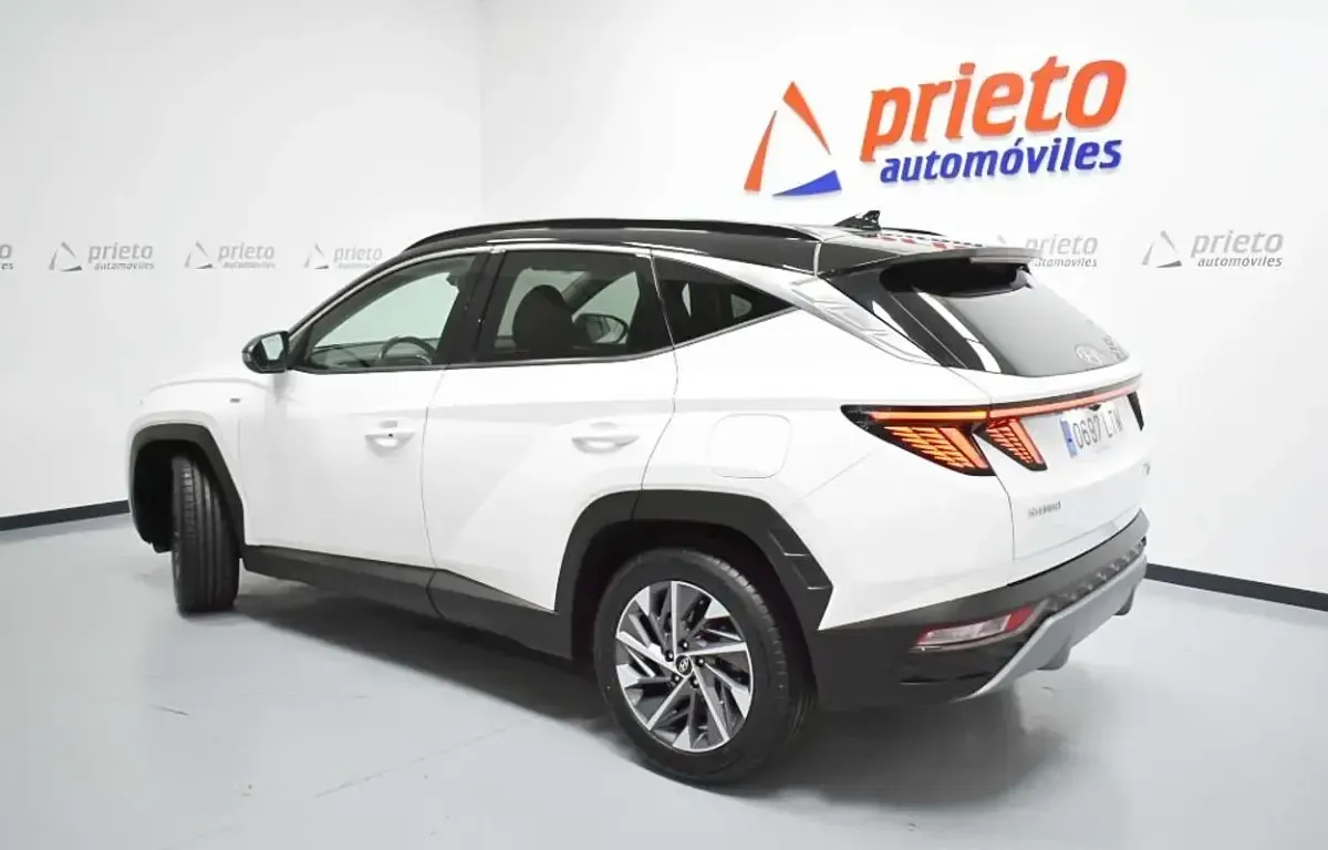Usado Hyundai Tucson 136 CV (100 kW) 2021 Blanco SUV
