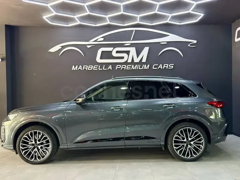 Usado Audi Q5 Sportback Ambiente 367 CV (269 kW) 2026 Gris / plata SUV