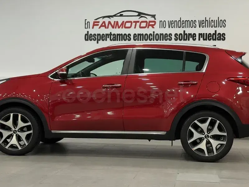 Usado Kia Sportage GT-Line 136 CV (100 kW) 2018 Rojo SUV