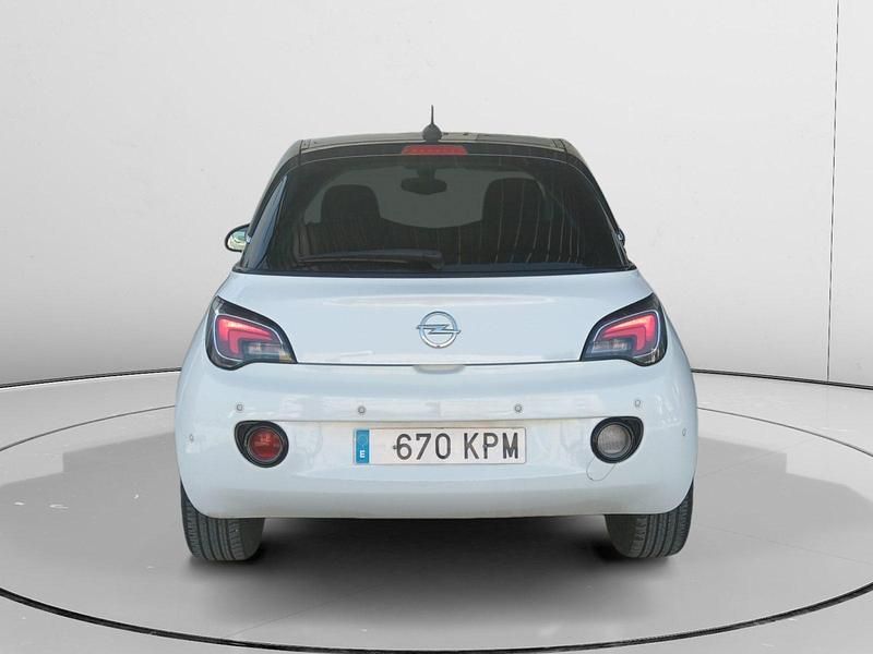 Usado Opel Adam Glam 101 CV (74 kW) 2018 Utilitario