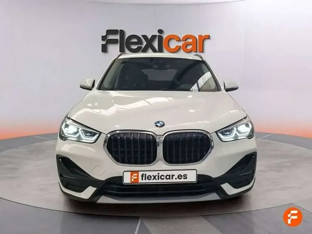 Usado BMW X1 116 CV (85 kW) 2023 Blanco SUV