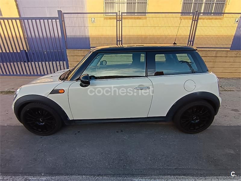 Usado Mini ONE 90 CV (66 kW) 2007 Beige Utilitario