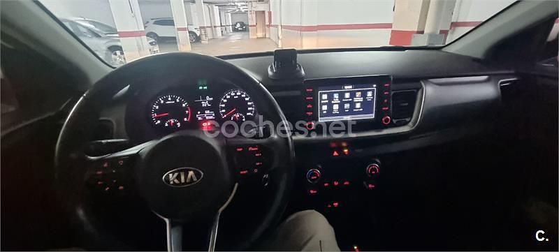 Blanco Usado 2018 Kia Stonic SUV | 12.000 € (Buen precio) - Imagen 1/4