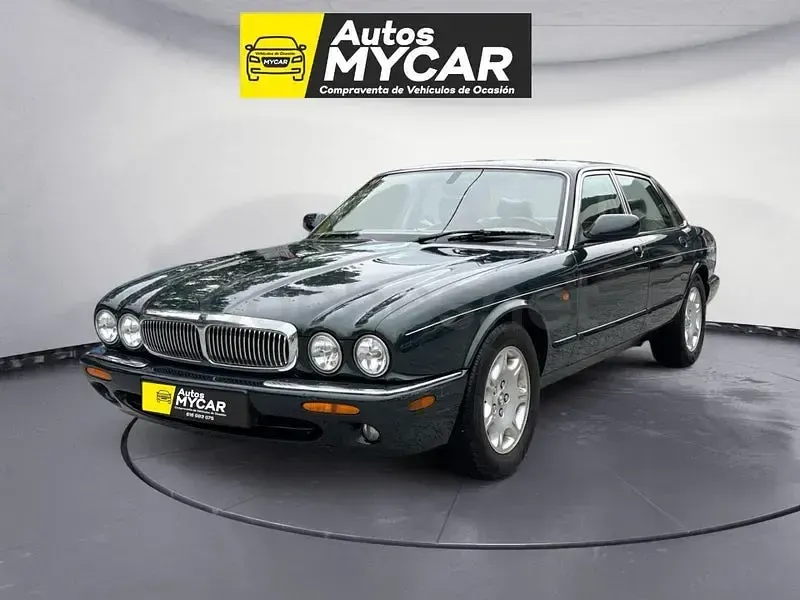 Usado Jaguar XJ Sovereign 290 CV (213 kW) 2000 Verde Berlina