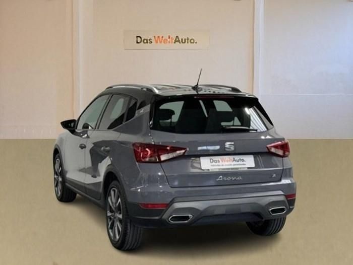 Negro Nuevo 2025 Seat Arona FR SUV | 24.200 € (Un poco caro) - Imagen 1/4