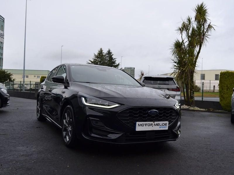 Usado Ford Focus ST-Line X 125 CV (91 kW) 2024 Negro Berlina