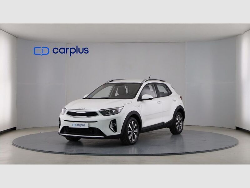 Clear white (sólido) Usado 2021 Kia Stonic SUV | 15.990 € (Un poco caro) - Imagen 1/4