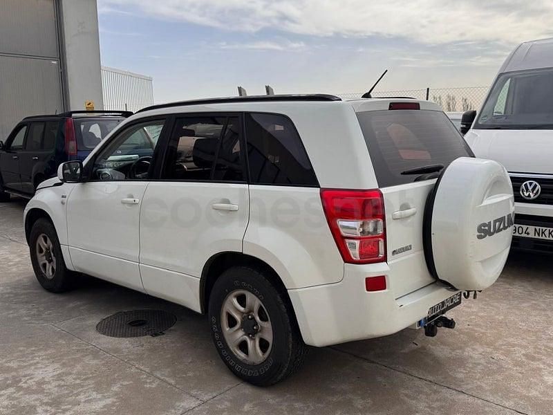 Usado Suzuki Grand Vitara 129 CV (94 kW) 2008 Blanco SUV