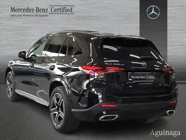 Nuevo Mercedes GLC300de 333 CV (244 kW) 2026 Negro obsidiana