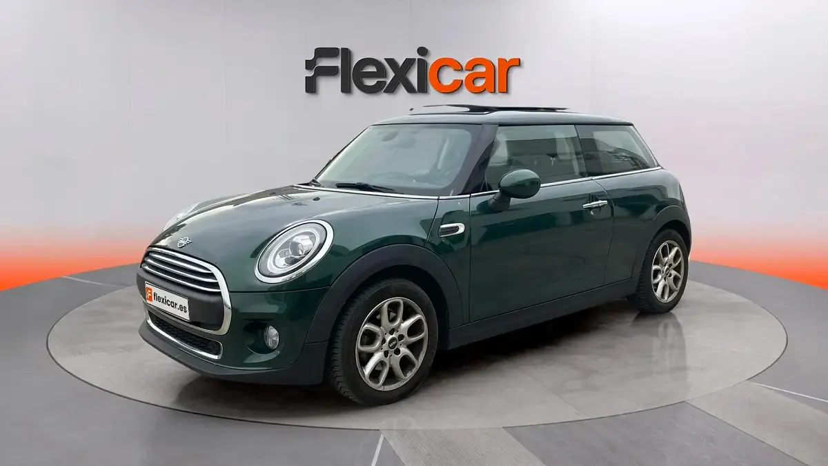 Usado Mini Cooper D 116 CV (85 kW) 2019 Verde Utilitario