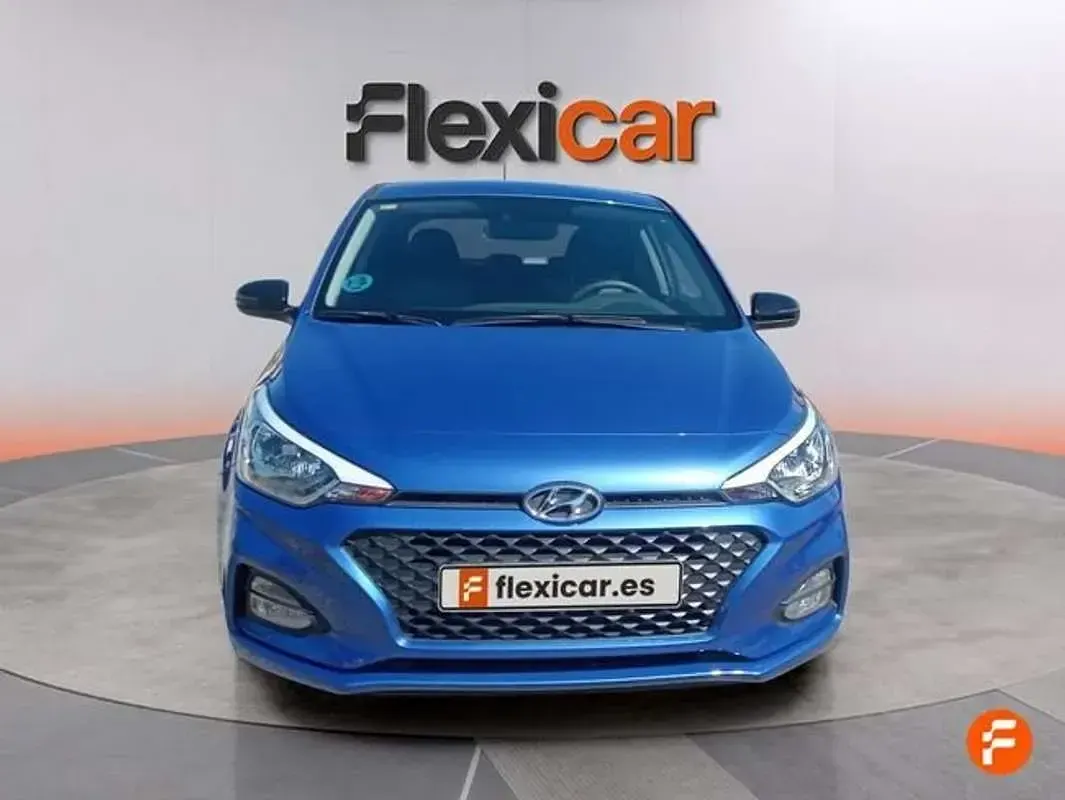Usado Hyundai i20 100 CV (73 kW) 2020 Azul Utilitario